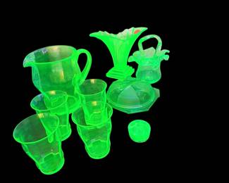 Uranium glass 