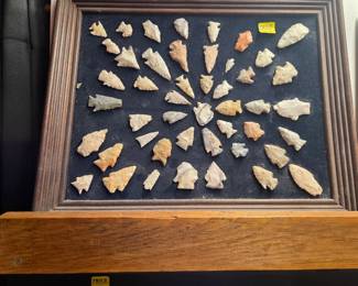 Replica Native American arrowheads