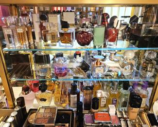 Perfume - Kay Ali, Givenchy, Nest, La Perla, Lanome 