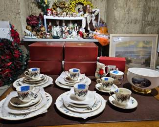 Lenox Christmas Dishes 