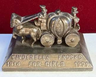 1939 Cinderella Frocks for Girls 25thanniversary commemorative metal paperweight