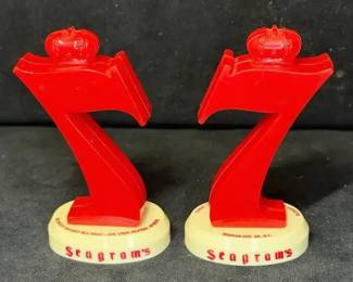 Seagrams 7 salt and pepper shakers
