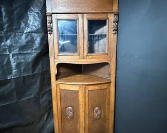 corner cabinet