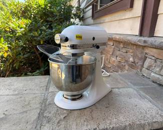 kitchen aid mixer