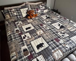 ADK style bedding
