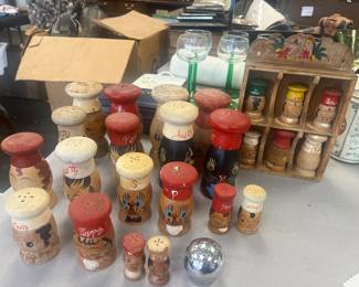 vintage salt and pepper shakers 