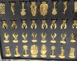Franklin Mint Tutankhamun chess set. NEW OLD STOCK