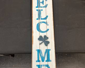 welcome sign 