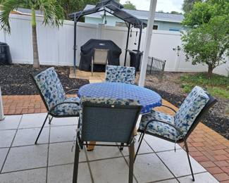 OUTDOOR PATIO SET