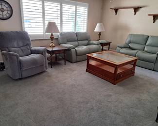 LIVING ROOM  ETHAN ALLEN END TABLES, ELECTRIC RECLINER AND RECLINING LOVE SEATS
