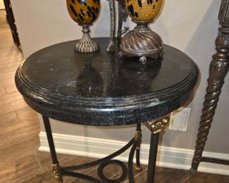 Round side table, marble top