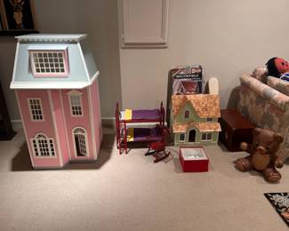 Toys including 2 large dollhouses