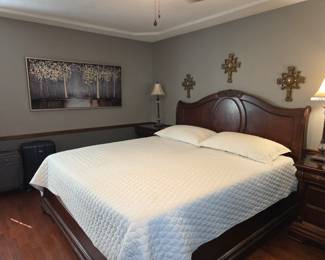 Cali king bed