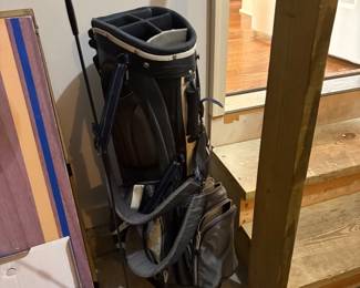 Golf bags 