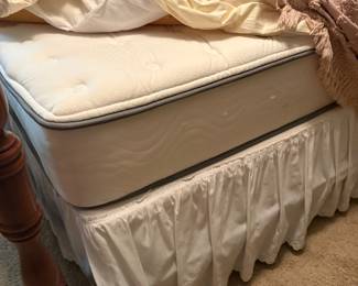 Simmons mattress set 