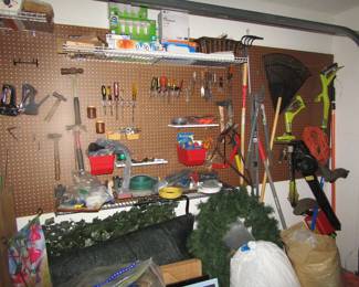 hand & power tools, holiday decor