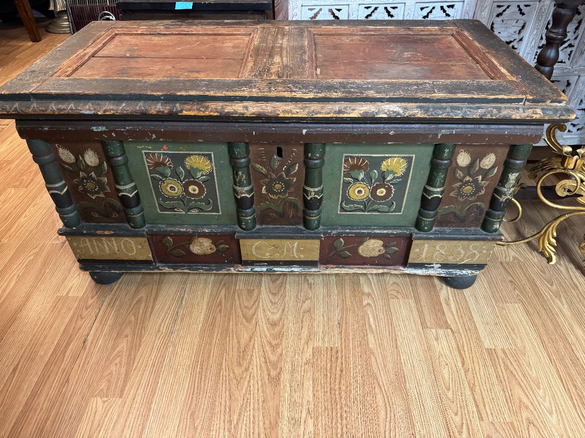 Beautiful paint decorated 1838 blanket chest
