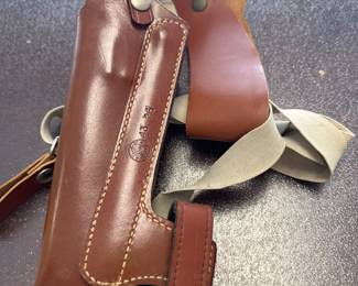 vintage Smith & Wesson factory leather shoulder holster