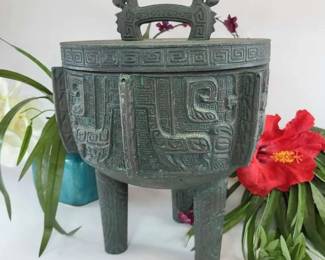 FHM136 - Bold James Mont Style Ice Bucket Large Version 14" Tall and 12" Diameter - Tiki Inspired