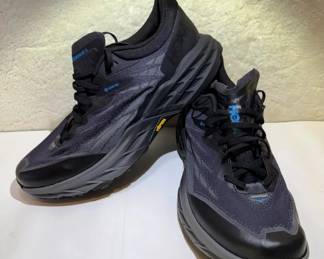 FHM246 - Gently Used Hoka SpeedGoat 5 GTX Trail Running Shoes