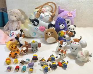 FHM202 - Large Mixed Toy Mystery Lot featuring Plushies, Tsum Tsums, Minions & Secret Life of Pets