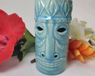 FHM079 -Tiki Statue Candle Holder Turquoise