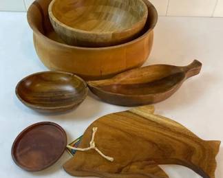 FHM122 - Vintage Wooden Serving Pieces Bundle