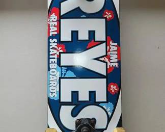 FHM100 - Collector Skateboard Deck Real Jamie Reyes Actions Realized