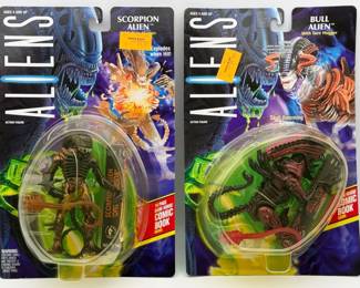 3601 - Aliens Bull Scorpion Sealed Action Figure Lot