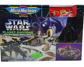 3065 - Star Wars Micro Machines Planet Dagobah ESB