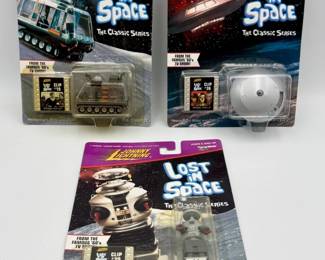 3821 - 3 Johnny Lightning Lost in Space Models Sealed