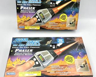 3808 - Playmates Star Trek TNG Phasers