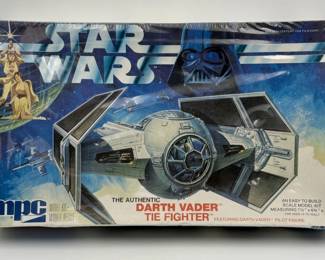 3126 - MPC Star Wars Vader Tie Fighter Model Kit Sealed