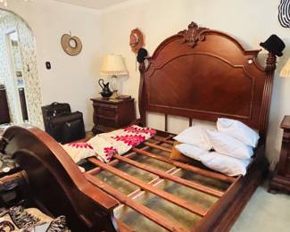 King bed frame