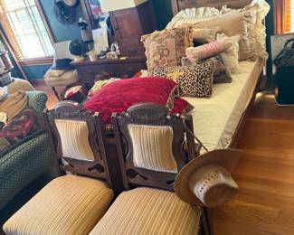 These two chairs have a matching sofa