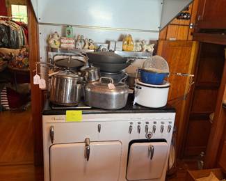 Vintage gas range
