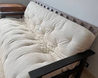 FABULOUS FUTON