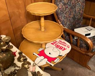Vintage Harvest Gold 3 Tiered Table
