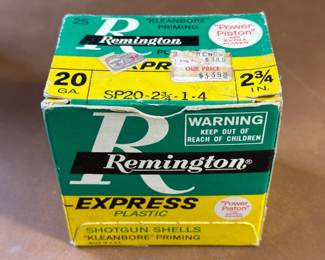 1 Vintage Collectible Box @ $40