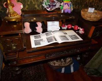 A Little 20s-30s Spinet Dest w/ Drawers, Cubby Holes and Slide