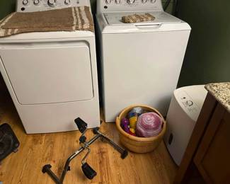 GE Washer and dryer