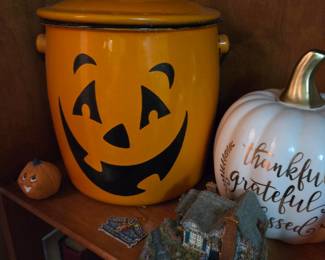 Vintage Hallmark Halloween Enamelware Jack-O-Lantern Canister