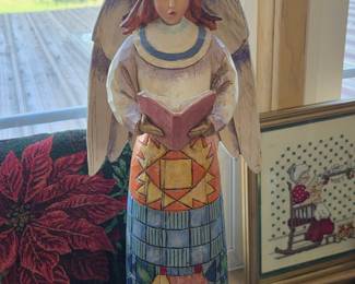 Jim Shore Heartwood Creek 'Singing Makes the Heart Glad' Angel Figurine
