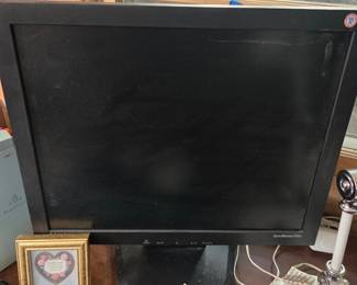 Samsung SyncMaster 914v LCD Monitor