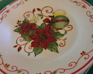 Pfaltzgraff Christmas Heritage Dinner Plate