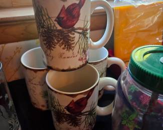 Set of 4 Feliz Navidad Cardinal Mugs