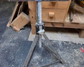 Iron Horse Roller Stand