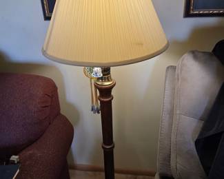 Traditional Turned Wood Floor Lamp