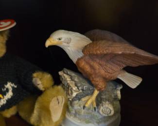 Royal Heritage Americana 'Birds in Flight' Collection Bald Eagle Figurine