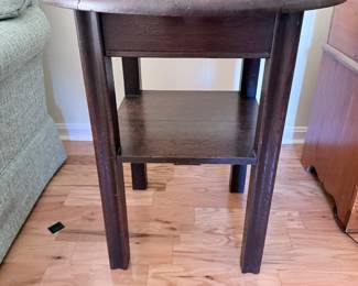 English Pub Table 